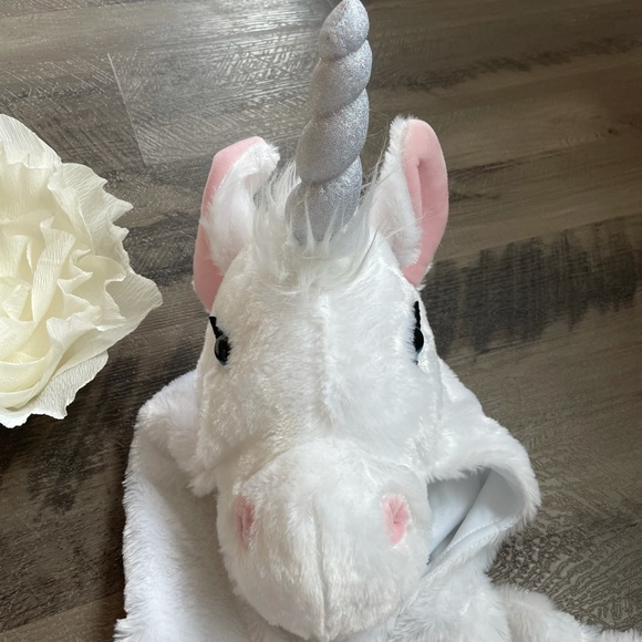 🦄Fuzzy Unicorn Costume - Picture 3 of 6